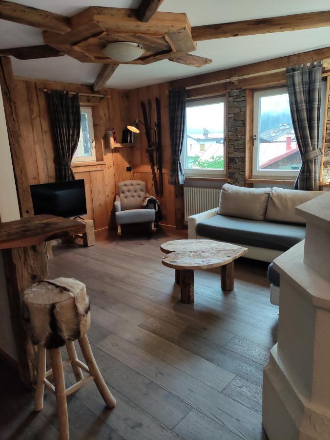 Apartamento La Tana Dell'Orso Campitello di Fassa Exterior foto