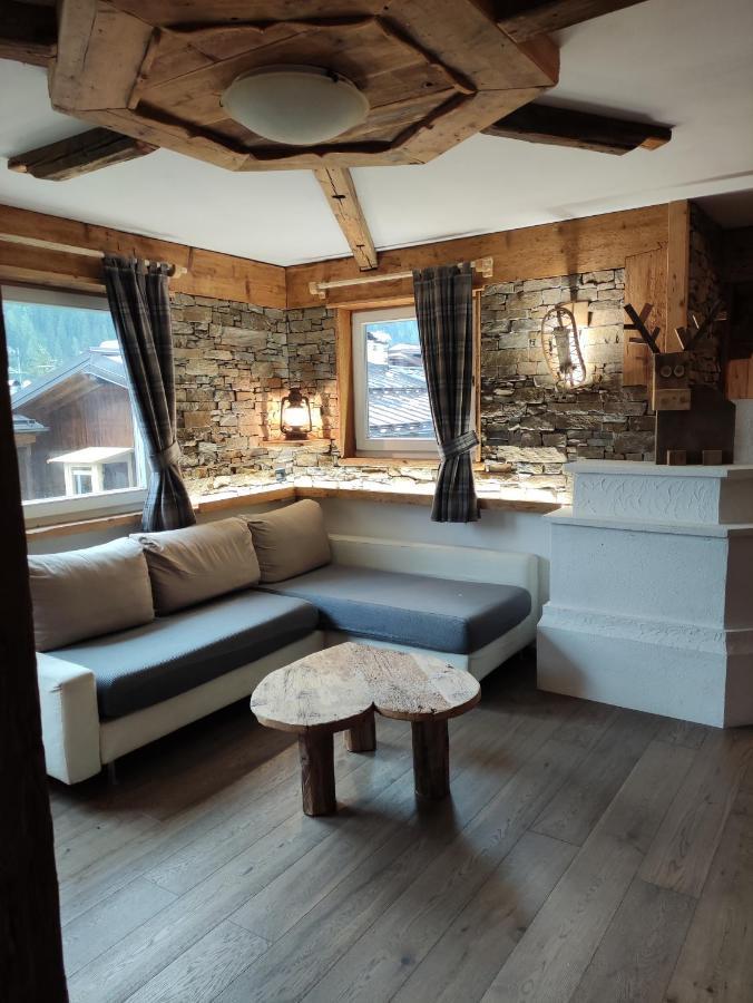 Apartamento La Tana Dell'Orso Campitello di Fassa Exterior foto