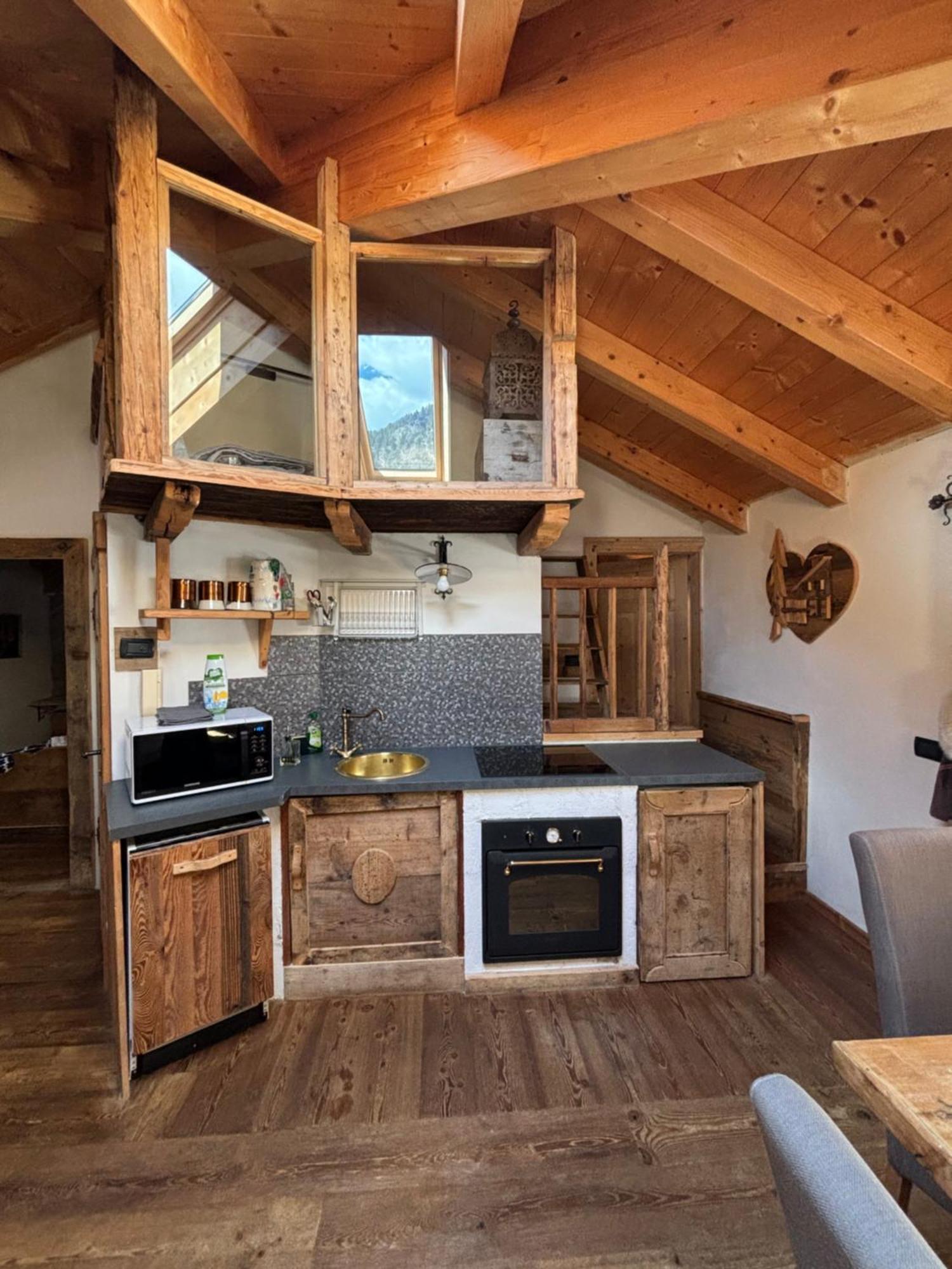 Apartamento La Tana Dell'Orso Campitello di Fassa Exterior foto