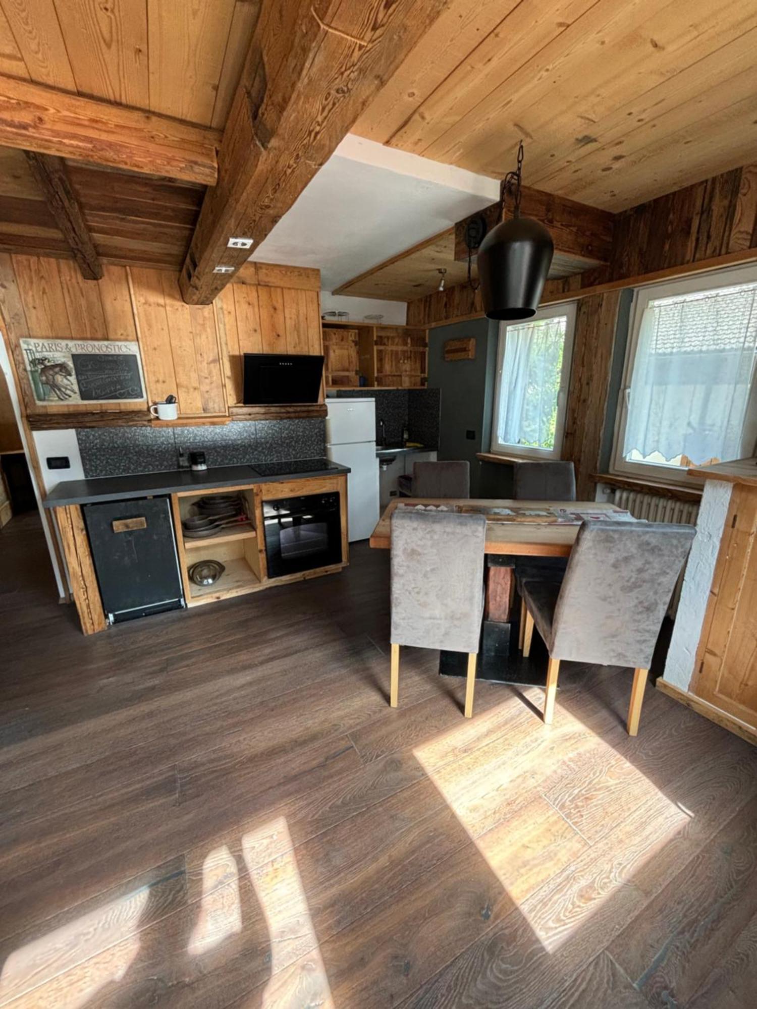 Apartamento La Tana Dell'Orso Campitello di Fassa Exterior foto